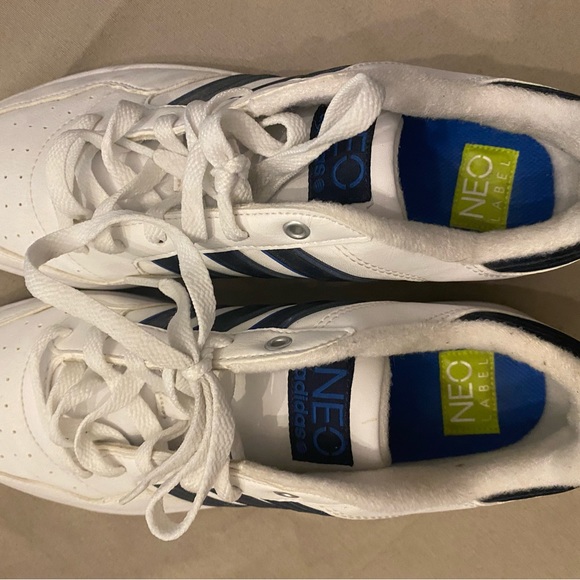 Adidas Men’s Tennis Shoes - Picture 2 of 4